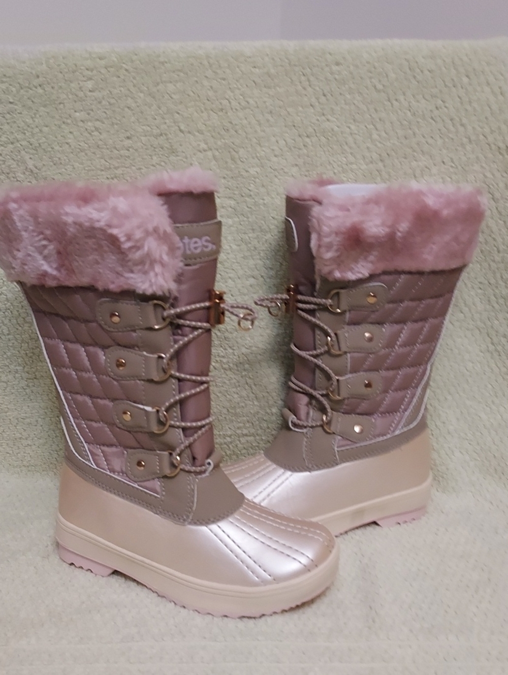 Totes Boots